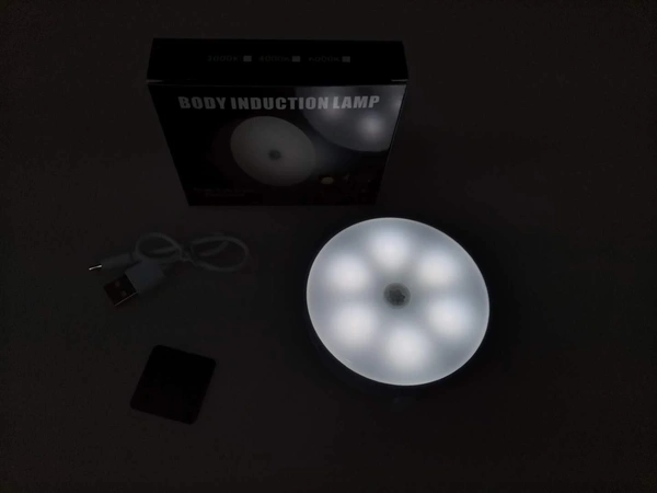 8 LED Cabinet Light with Motion Sensor – USB Rechargeable, Magnetic Mount