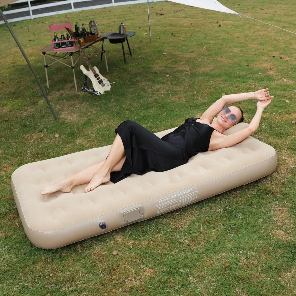 Modern Portable Inflatable Sofa – Foldable Outdoor & Indoor Air Couch for Camping, Home & Travel (Lightweight & Durable)