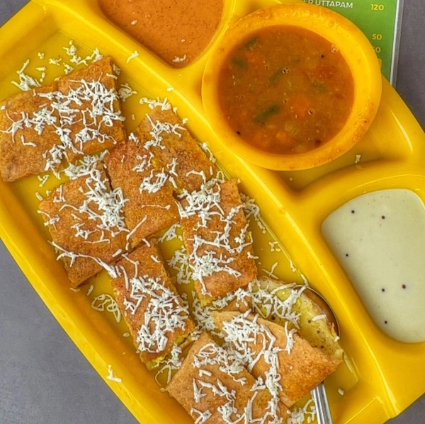 Pf2 Spring Roll Dosa - paneer