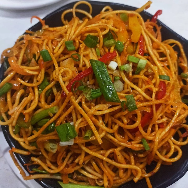 (shiva fast food) Schezwan Noodles