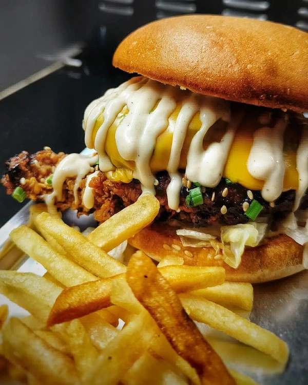 (shiva fast food) Maharaja Burger With Fries