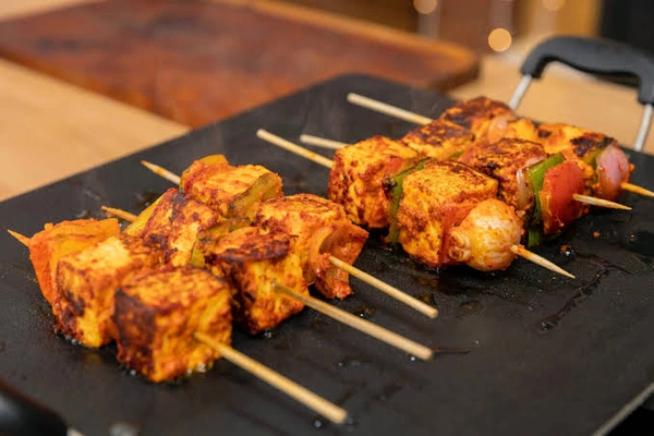 (De Medrid) Paneer Peri Peri Tikka