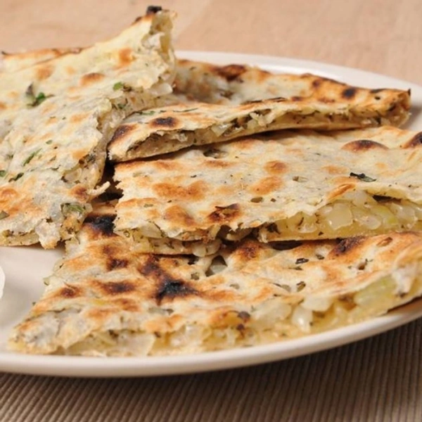 (Grill Inn2) Garlic Naan