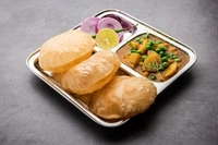 Garma Garam Puri 3 Piece (Plate) - Medium
