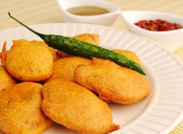 Aalu Bhaji (Pakaude) 100 Grams - Medium