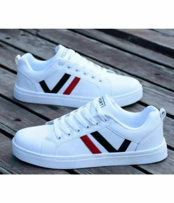 Jones White Sneakers for Men - White, UK9