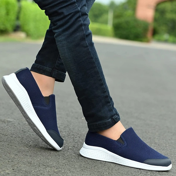 Running Shoes For Men (ब्लैक) - Black, UK10