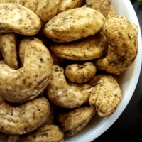 Cashews Black Pepper: 100 gm -