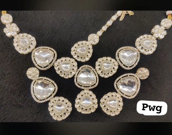 Preet Necklace