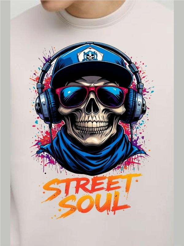 classic full sleeves sweetshirt with graphic print for unisex - S