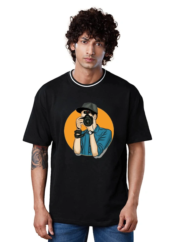 Graphic Printed Oversized Drop Shoulder Stylish T-Shirt - L