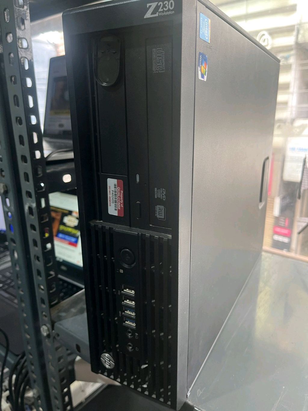 HP Z230 WORKSTATION