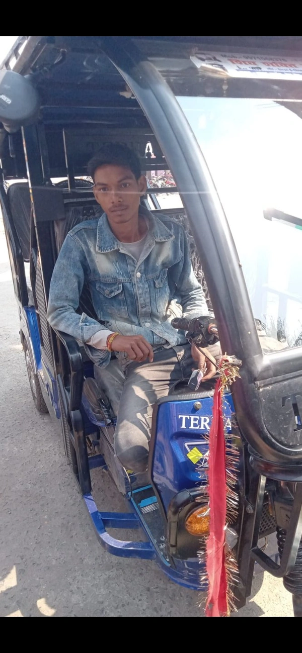 कुंदन कुमार टोटो ड्राइवर Toto के लिए सम्पर्क करे 📞~8860860122 - 📞~8860860122, हवेली खड़गपुर