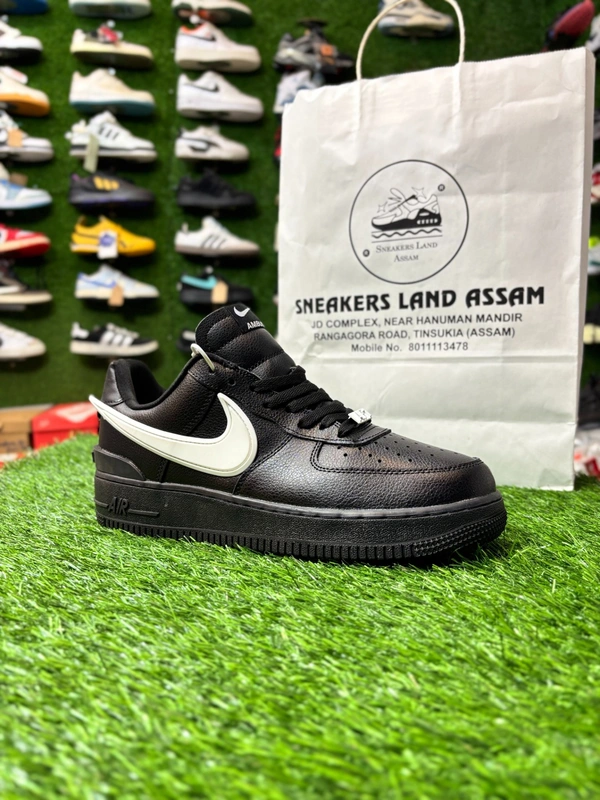 Air Force 1 Black ambush - 9