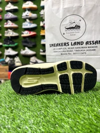 Sketchers Hyper Ultra Soft - 7.5