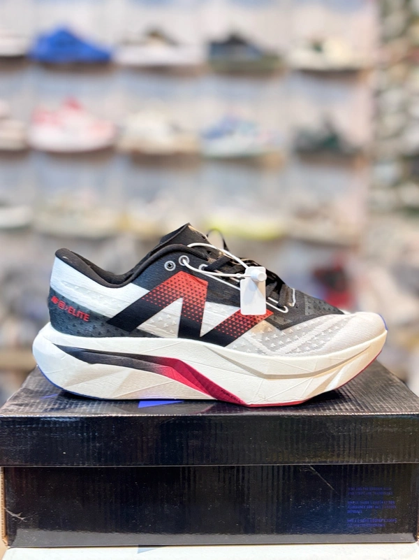 NB elite Red Black - 43(8.5)