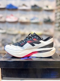 NB elite Red Black - 44(9)