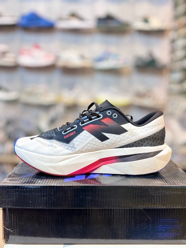 NB elite Red Black - 44(9)