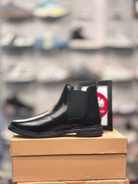 Chelsea Black- Lethear - 41(7)