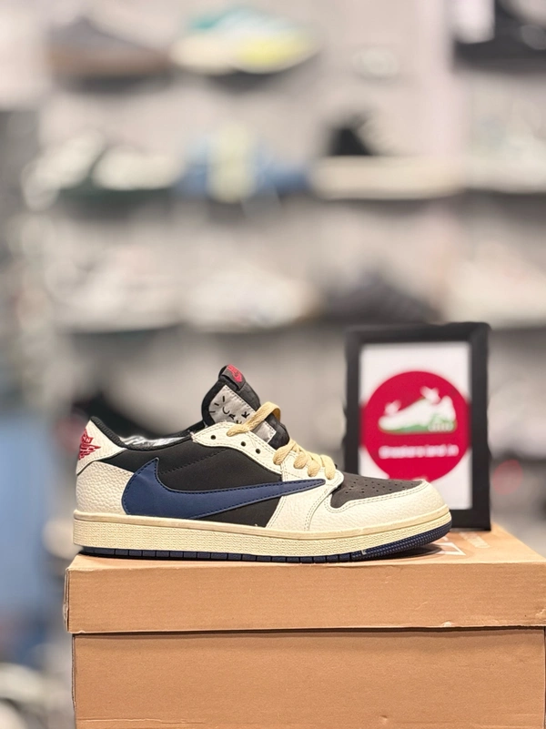 Air Jordan Navy - 40 (6)