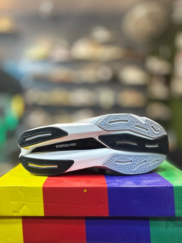 NB ELITE black - 9/8.5 (43)