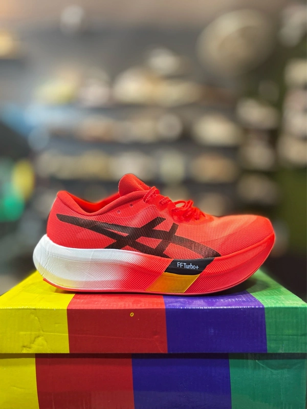 Acics FF Turbo - 9/8.5 (43)