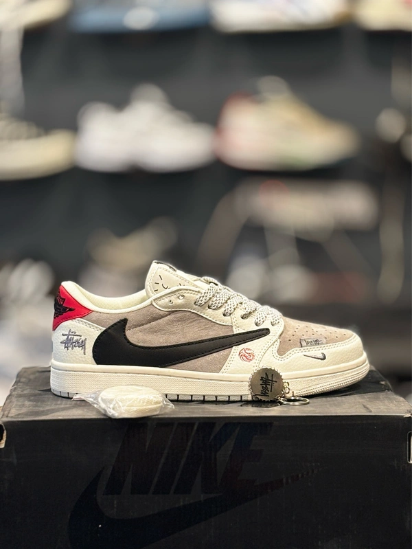 AIRJORDAN Low STUSSY Grey - 8.5 (43)