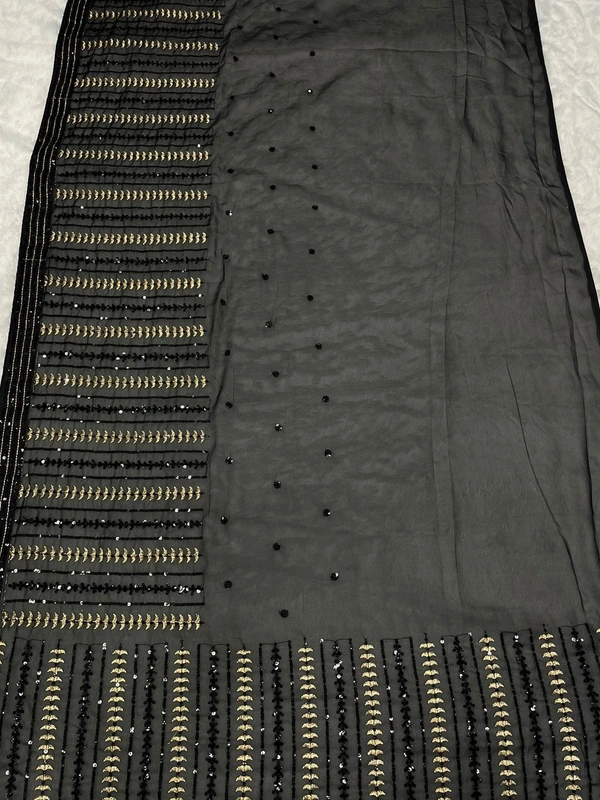 Kc 737 - Black, Free