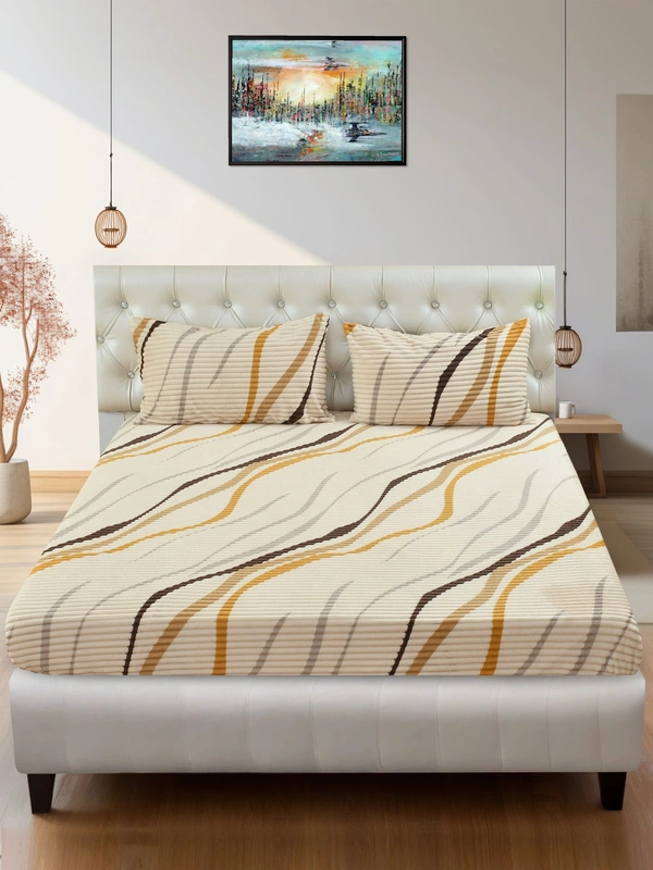 MORADO 190 GSM Flannel Super Soft Warm Elastic Fitted Double Bed Bedsheet with 2 Pillow Covers for Winters - 72x78x8 Inches, Cream - 72x78x8 Inches, Cream