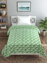 MORADO 190 GSM Flannel Super Soft Warm Single Bed Cartoon Print Quilt Cover/Duvet Cover/Rajai Cover/Blanket Cover for Winters with Zipper -60x90 Inches, Light Green - 60x90 Inches, Light Green