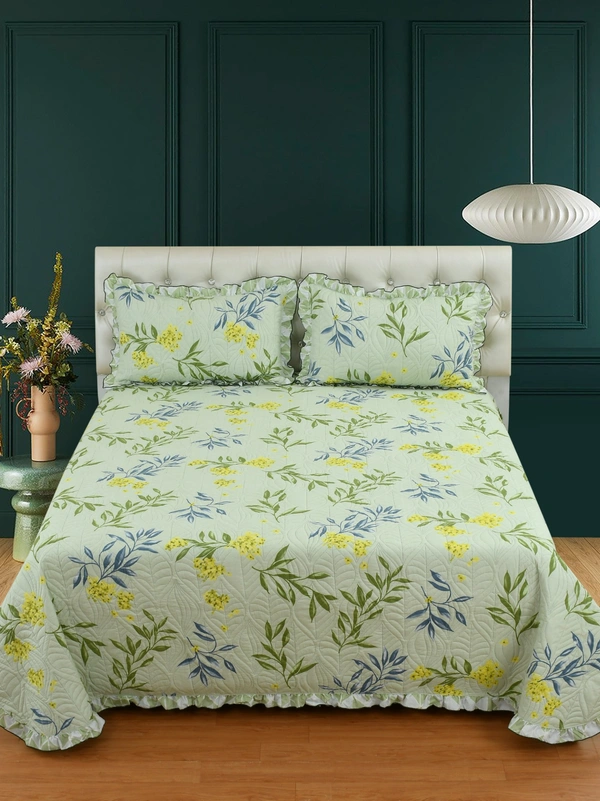 MORADO Glace Cotton Luxury Ultrasonic Printed Lightweight All Season Bedspreads/Quilted Bed Cover With 2 King Size Pillow Covers - (90x100 inches - light green) - 90x100 Inches, De York