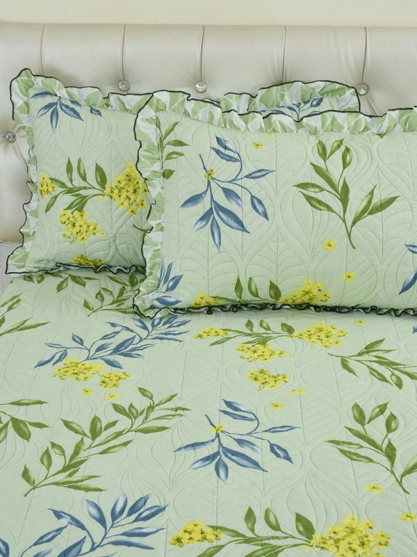 MORADO Glace Cotton Luxury Ultrasonic Printed Lightweight All Season Bedspreads/Quilted Bed Cover With 2 King Size Pillow Covers - (90x100 inches - light green) - 90x100 Inches, De York