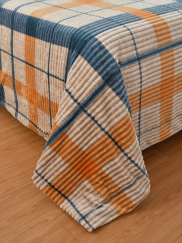 MORADO 190 GSM Flannel Super Soft Warm Single Bed Quilt Cover/Duvet Cover/Rajai Cover/Blanket Cover for Winters with Zipper -60x90 Inches, Mustarrd - 60x90 Inches, Mustard