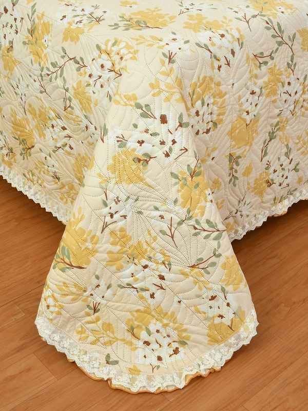 MORADO Glace Cotton Luxury Ultrasonic Printed Lightweight All Season Bedspreads/Quilted Bed Cover With 2 King Size Pillow Covers - (90x100 inches - Mustard Jasmine with Lace) - 90x100 Inches, Yellow