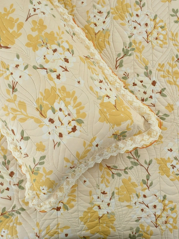 MORADO Glace Cotton Luxury Ultrasonic Printed Lightweight All Season Bedspreads/Quilted Bed Cover With 2 King Size Pillow Covers - (90x100 inches - Mustard Jasmine with Lace) - 90x100 Inches, Yellow