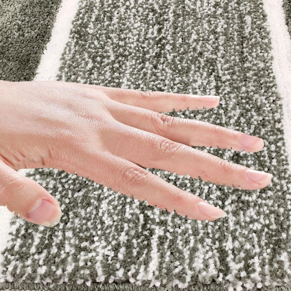 Luxe Home International Riyo Bath Mat, Super Soft Microfibre 1800 Gsm, Non-Slip, Absorbent - Door Mat for Bathroom, Bedroom, Kitchen, Floor - Pack of 1 - 38x58 cm, Sea Green