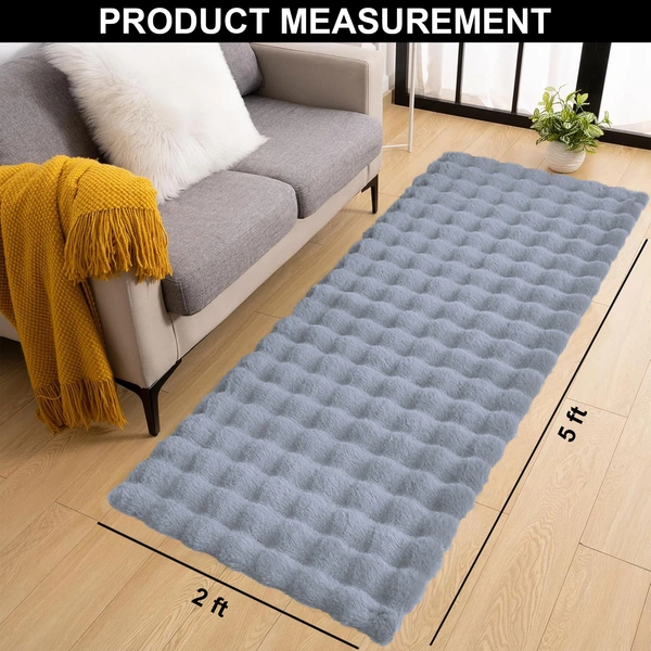 Luxe Home International Luxe Home Bubble Rabbit Fur Floor Runner Super Soft , Washable, Anti Skid Runners for Bedroom - ( 2x5 Feet, silver ) - 2x5 Ft, Silver