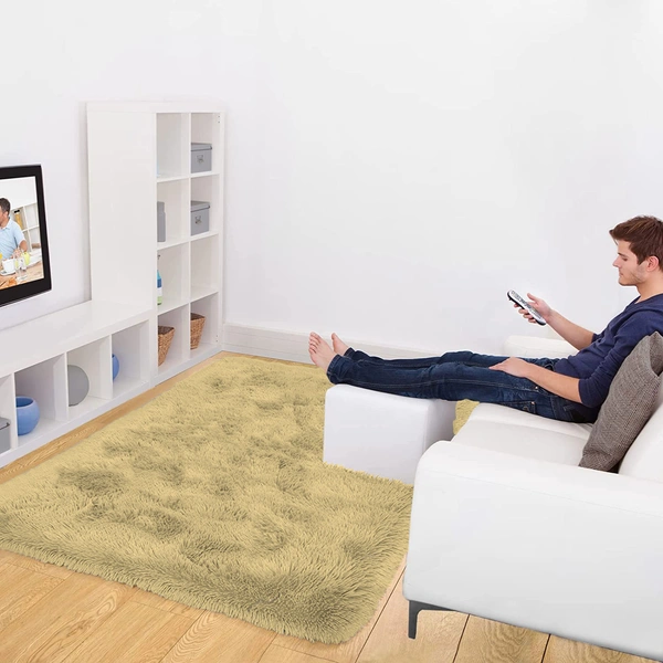 Luxe Home International Carpet Marino Fur 2000 GSM Super Soft ( Gold , 3x5 Ft , Pack of 1 ) - 3x5 Ft, Gold