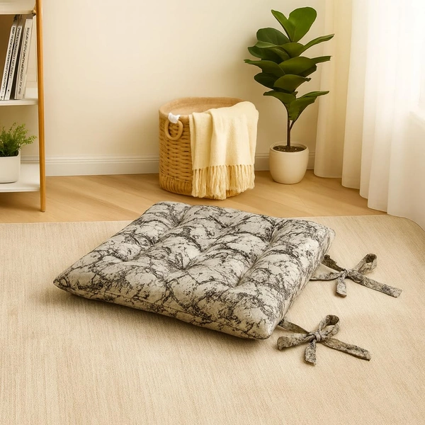 Luxe Home International Polyester Chair Cushion Pad for Office Chair , Soft Cushioned Seat Pad with Ties, Washable & Comfortable Chair Cushion 18X18 Inch, White (Pack of 2) - 45x45 cm, White