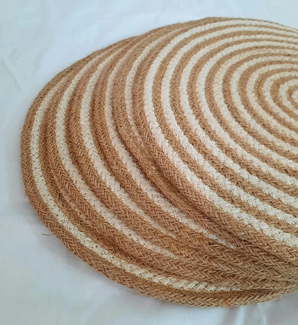 Luxe Home International Luxe Home Placemats (Beige, 15x15 Inch) Natural Jute Placemat for Dining Table Set of 4 - Round, Beige