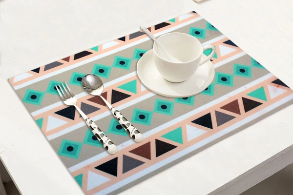 Luxe Home International Luxe Home Placemat Magic Rubber Non Slip Utensil Mat for Kitchen, Dining Table ( Stripe, 30x45 cm + 1x4 Ft, Set of 4) - Stripe