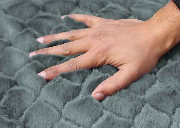 Luxe Home International Luxe Home Ruffle Floor Rug Rabbit Fur 1000 GSM Living Room Foot Mats Anti Skid Water Absorbent Easy Machine Washable Rug for Bedroom | Floor | 6 X 9 Ft | Seige | Pack of 1 - 6X9, Seige