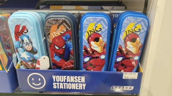 Hard Case Plastic Pouch W/Pen Holder - Avengers