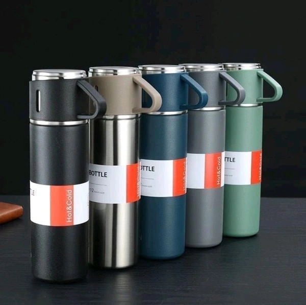 Vaccum Flask With 3pc Cup Set (Mix Color)