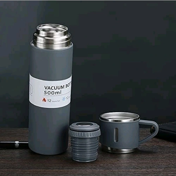 Vaccum Flask With 3pc Cup Set (Black)