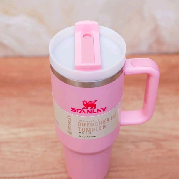 Stanley Quencher H2.0 Tumbler Plain 40oz - Baby Pink