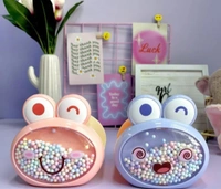 Frog Pen Stand G-824