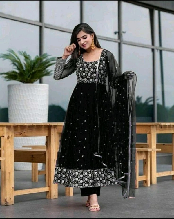 SF5 5639 RAYON Cotton *Kurtis pant duppta*
 *Embroidery work and with less* - L-40