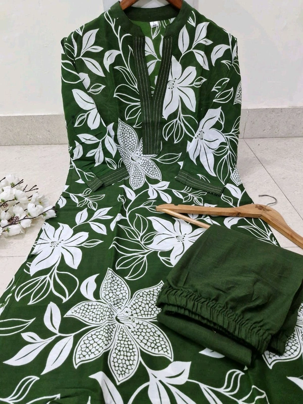 LCJ 5656  New Stylish  rayon  kottan kurti pant set 
 - Green, 2XL-44
