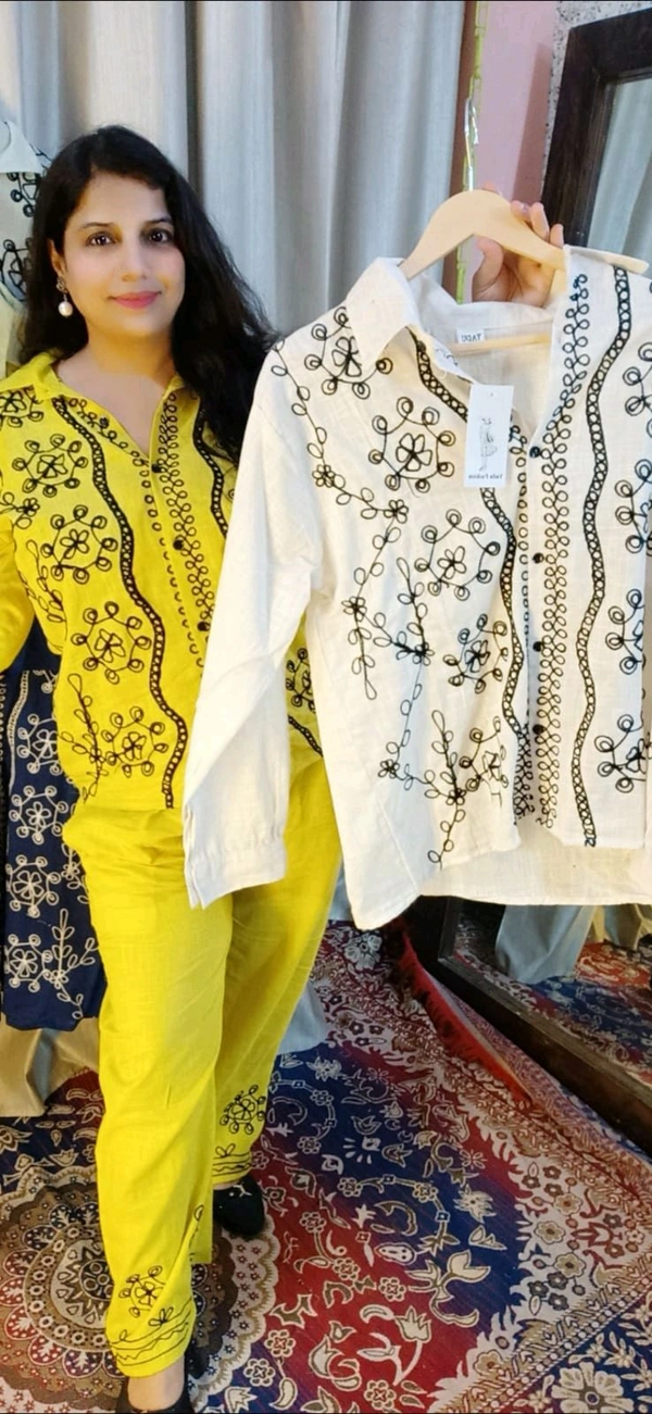 KD18  5660  Mul Cotton  Embroidery cord set 
Both side pocket 
  - Yellow, M-38